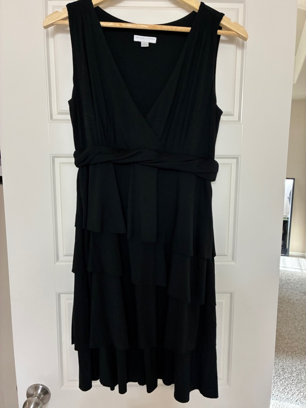 New York & Company Black Sleeveless Tiered V-Neck Midi Dress